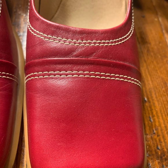 ❤️🔥New red leather heel shoe in box HushPuppies❤️ - Picture 10 of 16
